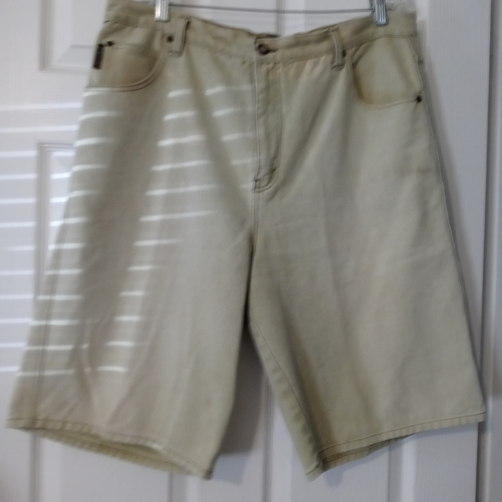 🚚🎇TRUTUS JEAN SHORTS SIZE 38🎑🎉NEW!!! VINTAGE,A FANTASTIC GIFT. 🎁